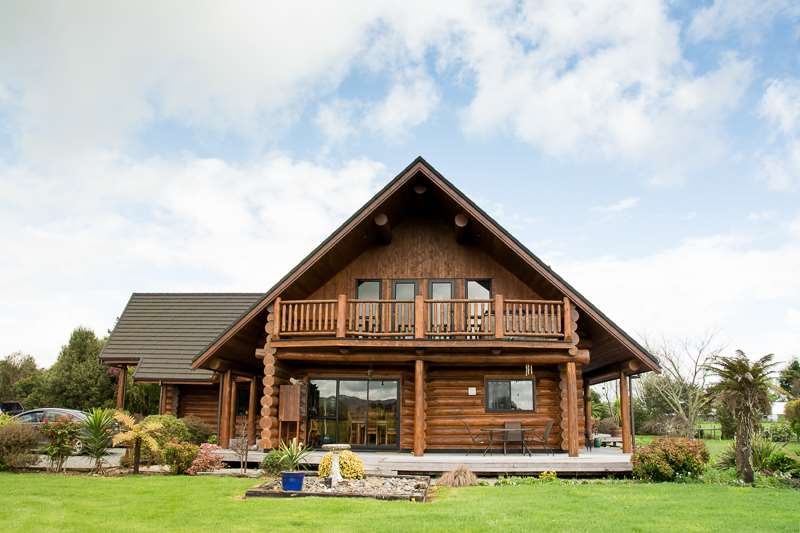 Exquisite New Zealand Log Homes | Authentic Log Cabin Houses